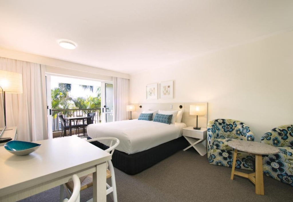 Oaks Oasis Resort | GO Deal Voucher | $99 Deposit