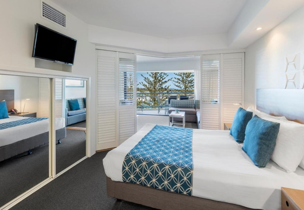 Ramada resort by Wyndham Golden Beach | Go Deal Voucher | $99 Deposit