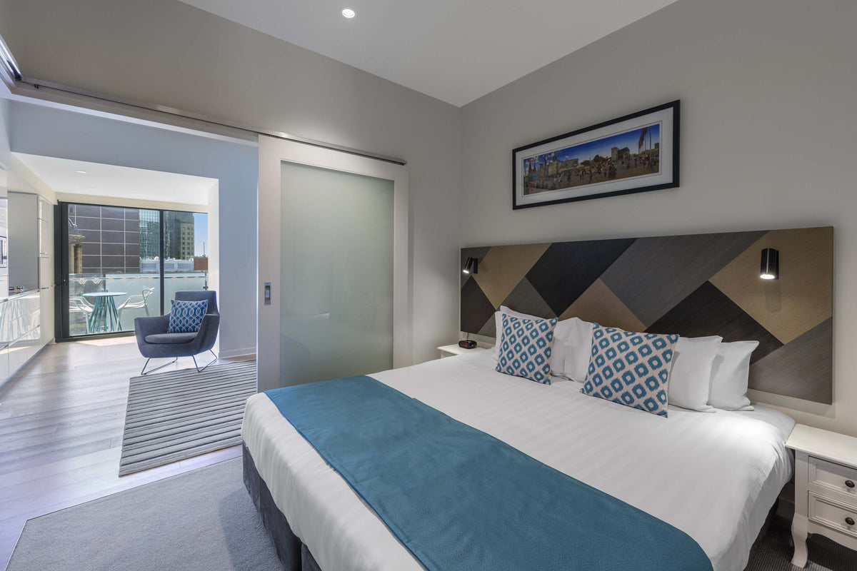 Wyndham Hotel Melbourne | Go Deal Travel Voucher | $99 Deposit