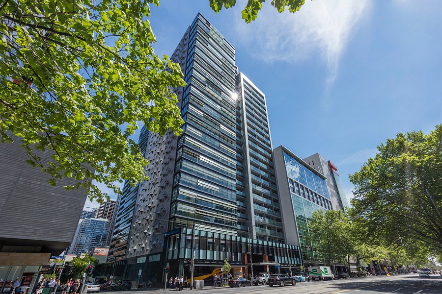 Wyndham Hotel Melbourne | Go Deal Travel Voucher | $99 Deposit